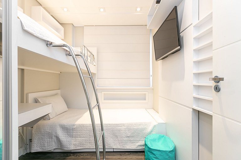 Apartamento com sacada e churrasqueira no Bigorrilho