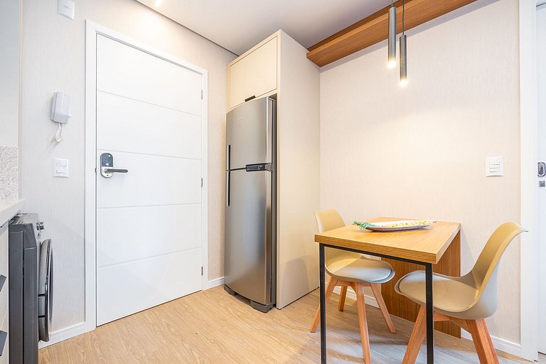 Apartamento completo no centro, próximo ao mercado municipal