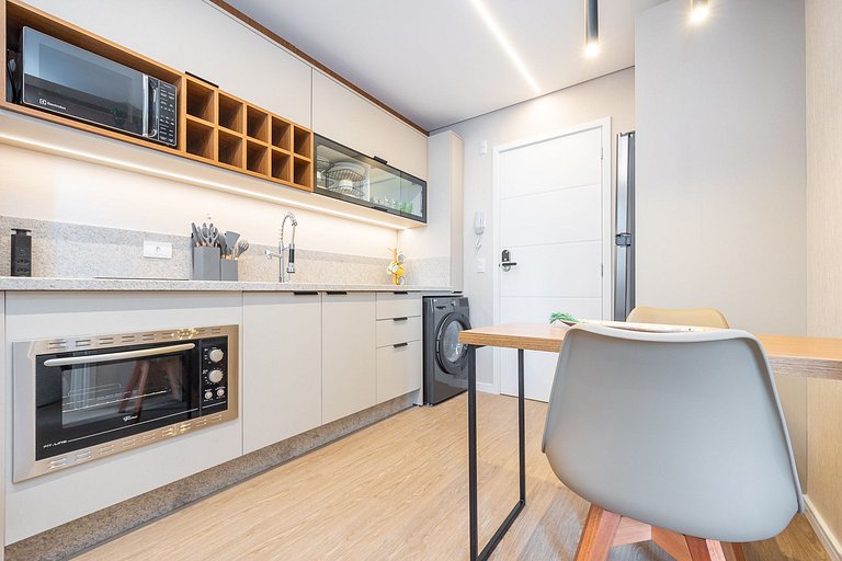 Apartamento completo no centro, próximo ao mercado municipal