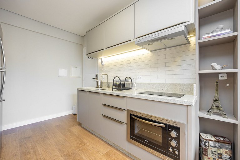 Apartamento finamente decorado no Centro, próximo ao mercado