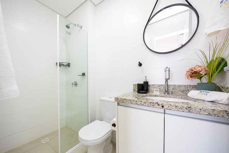 Apartamento finamente decorado no centro, com capacidade par