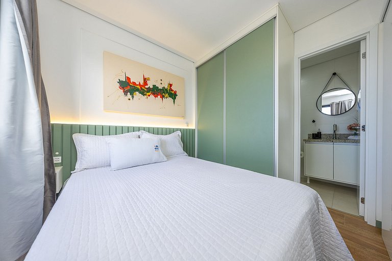 Apartamento finamente decorado no centro, com capacidade par