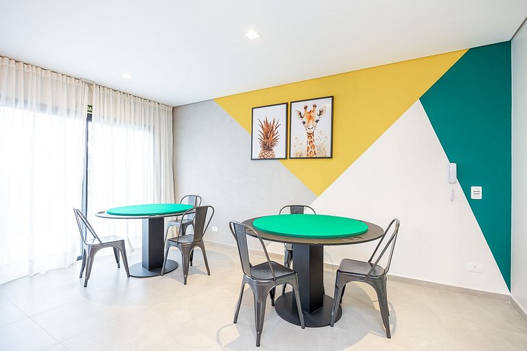 Apartamento 01 quarto no Novo Mundo l Prox. ao Shopping Pall