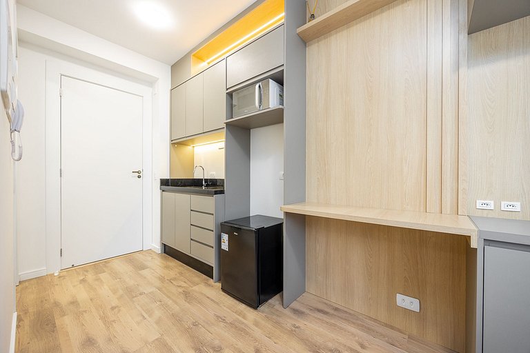 Apartamento finamente decorado no Novo Mundo l Prox. ao Shop