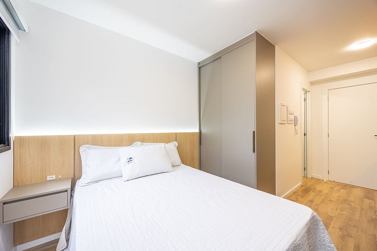 Apartamento finamente decorado no Novo Mundo l Prox. ao Shop