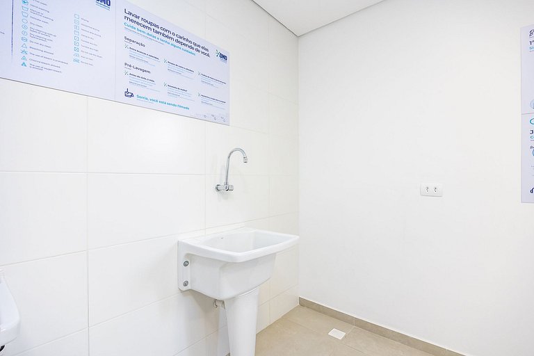 Apartamento finamente decorado no Novo Mundo l Prox. ao Shop