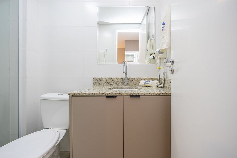 Ref 10298 | Studio finamente decorado em Curitiba, até 2 pes
