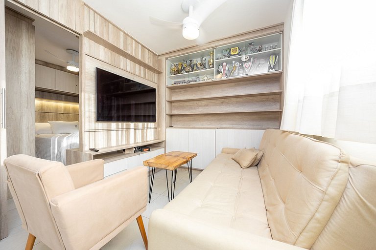 Apartamento decorado e completo, 1 quarto no centro de curit