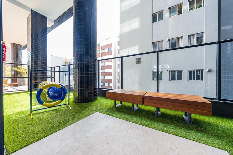 Studio finamente decorado no edifício All batel