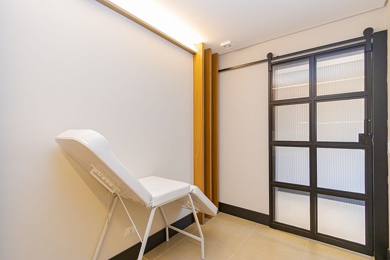 Studio localizado no centro, próximo ao mercado municipal