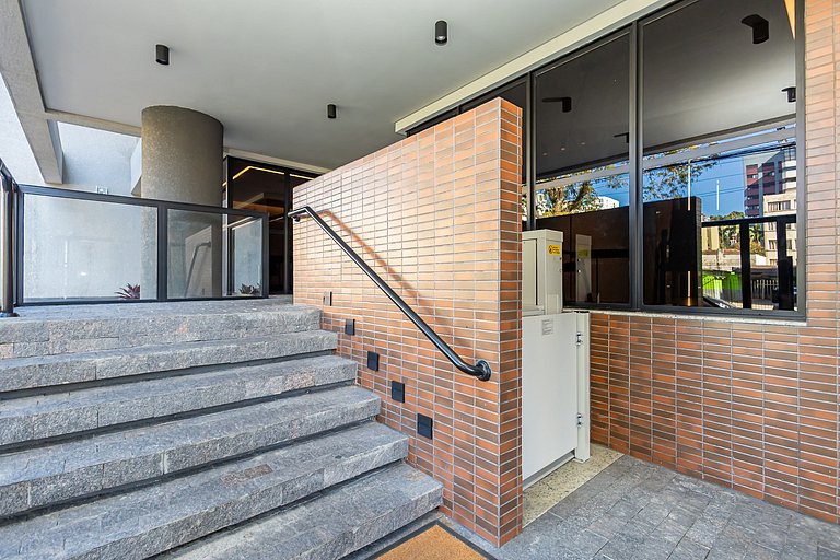 Studio localizado no centro, próximo ao mercado municipal