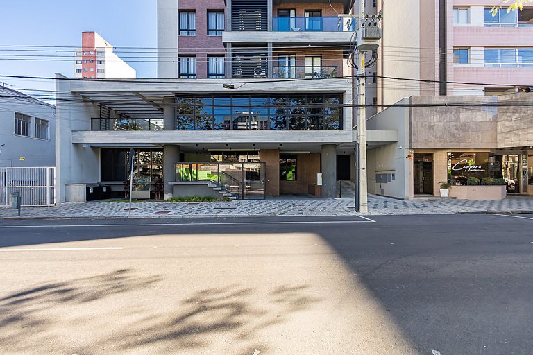 Studio localizado no centro, próximo ao mercado municipal