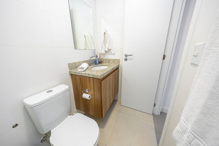 Apartamento amplo no centro, próximo ao mercado municipal