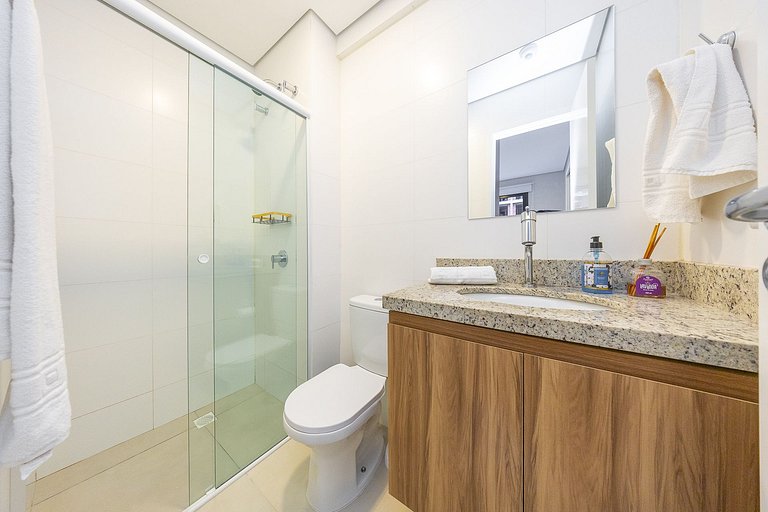 Apartamento amplo no centro, próximo ao mercado municipal