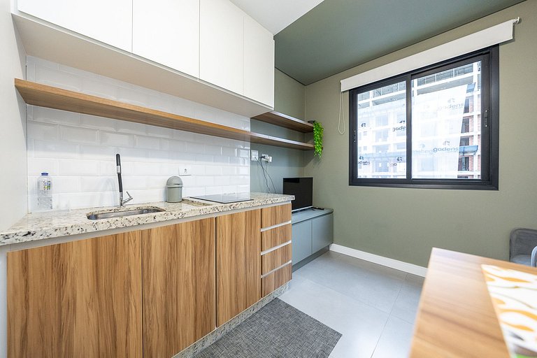 Apartamento amplo no centro, próximo ao mercado municipal