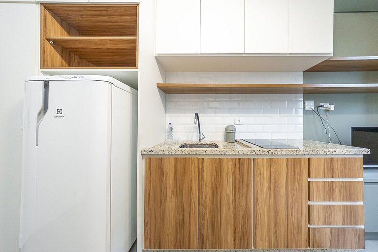 Apartamento amplo no centro, próximo ao mercado municipal