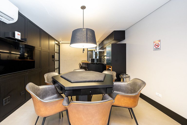 Apartamento amplo no centro, próximo ao mercado municipal