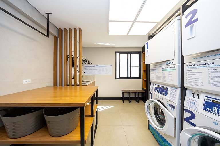 Apartamento amplo no centro, próximo ao mercado municipal