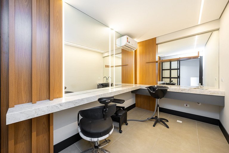 Apartamento amplo no centro, próximo ao mercado municipal