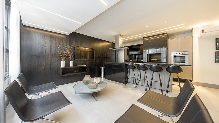 Apartamento 1 quarto mobiliado no Batel com vaga e excelente