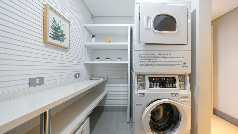 Apartamento 1 quarto mobiliado no Batel com vaga e excelente