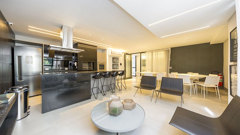 Apartamento 1 quarto mobiliado no Batel com vaga e excelente