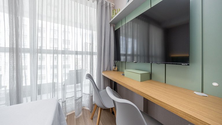 Studio Moderno e Equipado no Centro de Curitiba