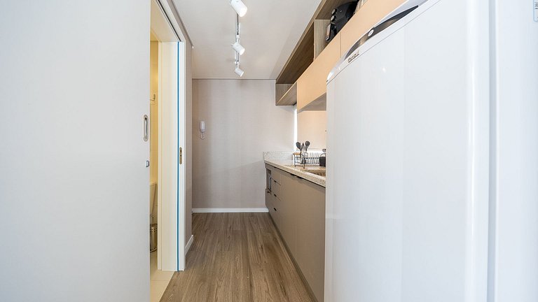 Apartamento Mobiliado no Centro com Wi-Fi e Lazer Completo