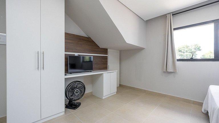 Apartamento 1 quarto completo no Rebouças – praticidade tota