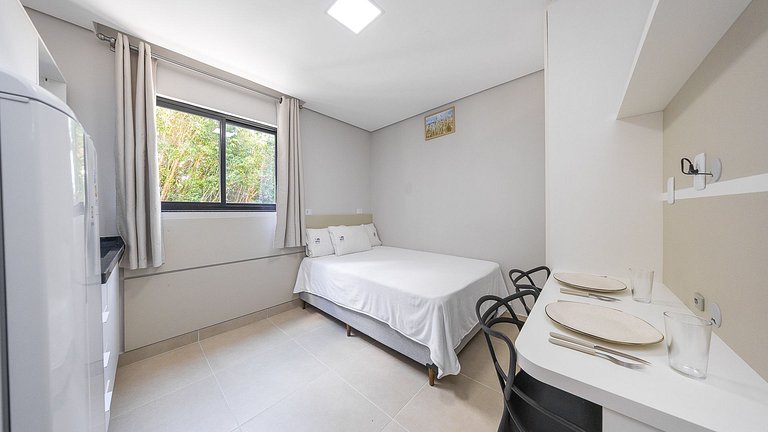 Studio moderno e decorado no Rebouças – pronto para morar