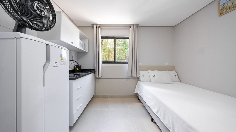 Studio moderno e decorado no Rebouças – pronto para morar