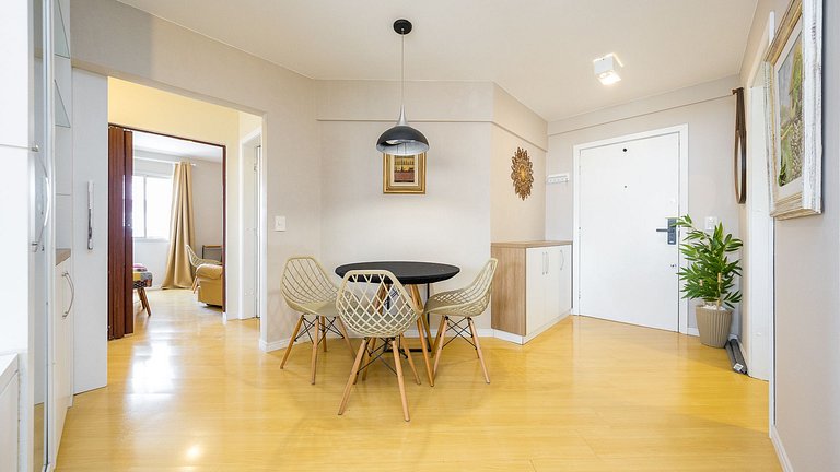 Apartamento 2 Quartos e 1 Suíte Finamente Decorado no Bigorr