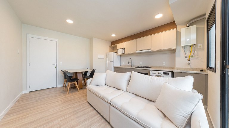 Apartamento 2 Quartos Finamente Decorado no Hauer – Completo