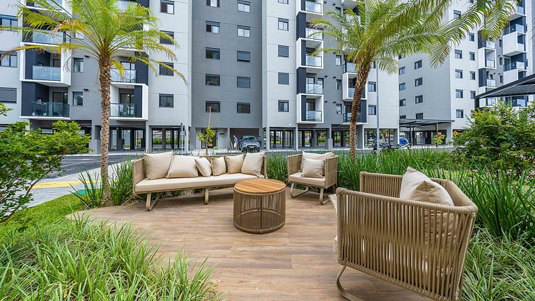 Apartamento 2 Quartos Finamente Decorado no Hauer – Completo