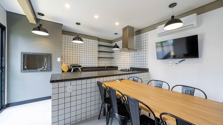Apartamento 2 Quartos Finamente Decorado no Hauer – Completo