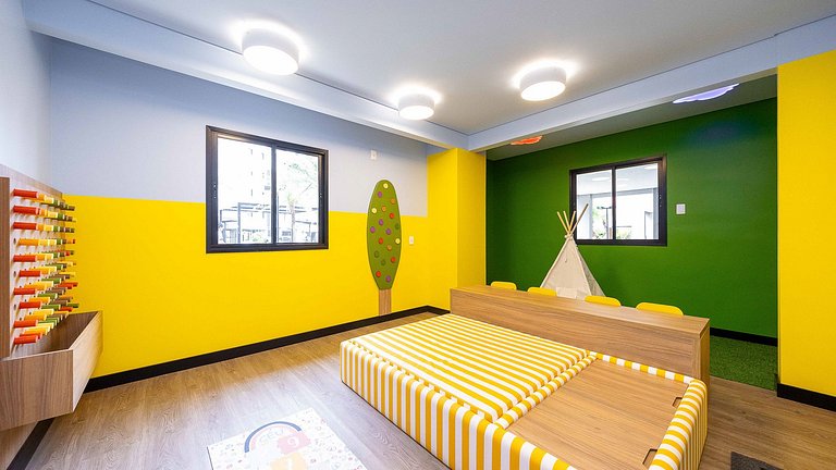 Apartamento 2 Quartos Finamente Decorado no Hauer – Completo