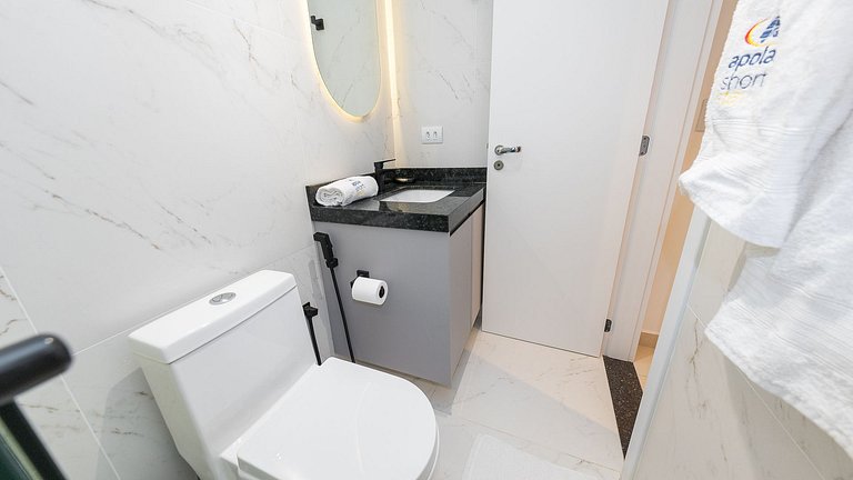 Studio de Alto Padrão no Centro – Totalmente Mobiliado, com