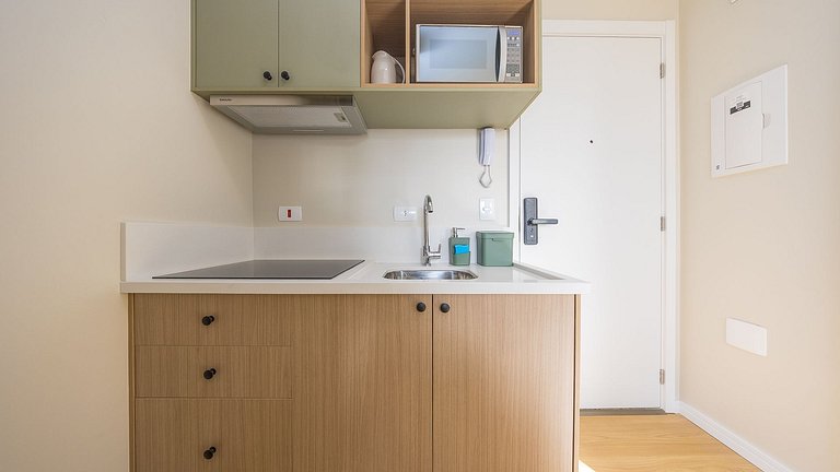 Apartamento 1 Quarto Mobiliado | Praticidade no Centro de Cu