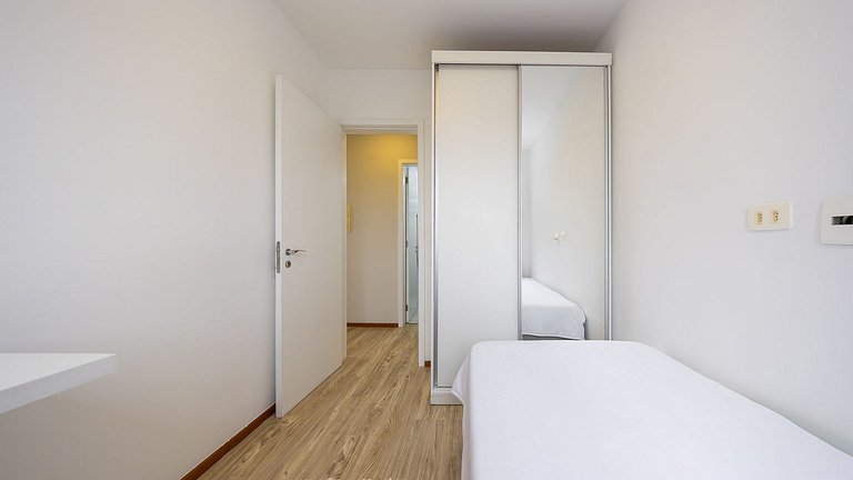 Apartamento 3 Quartos com Piscina e Garagem no Novo Mundo
