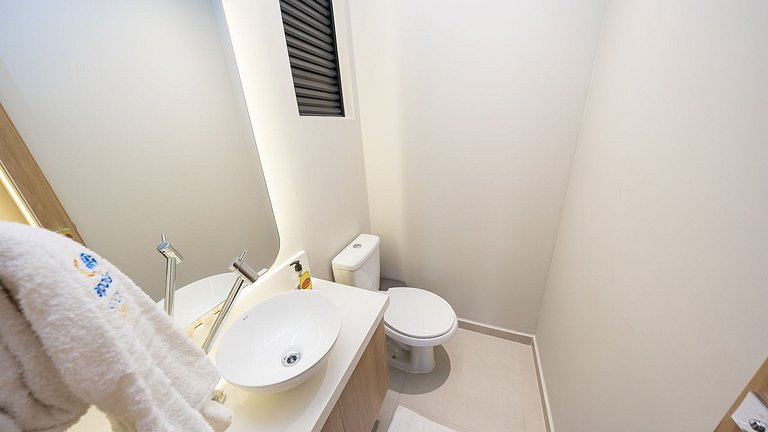 Apartamento Mobiliado com 1 Quarto e Garagem no Água Verde