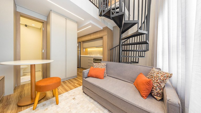 Apartamento Mobiliado com 1 Quarto e Garagem no Água Verde