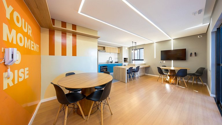 Apartamento Mobiliado com 1 Quarto e Garagem no Água Verde