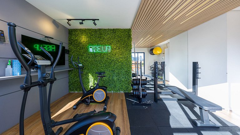 Apartamento Mobiliado com 1 Quarto e Garagem no Água Verde