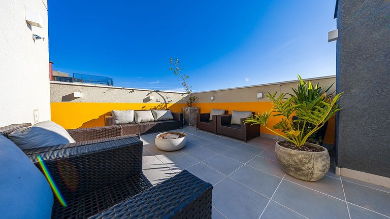 Apartamento Mobiliado com 1 Quarto e Garagem no Água Verde