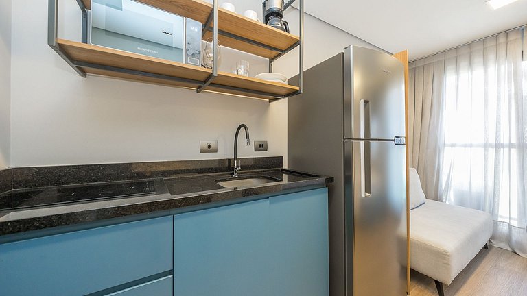 Studio Completo no Água Verde | Mobiliado e Pronto para Mora