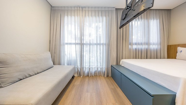 Studio Completo no Água Verde | Mobiliado e Pronto para Mora