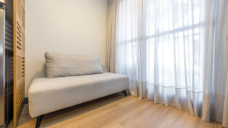 Studio Completo no Água Verde | Mobiliado e Pronto para Mora