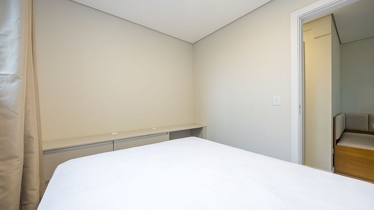 Apartamento 2 Quartos Mobiliado Próximo ao Shopping Barigui