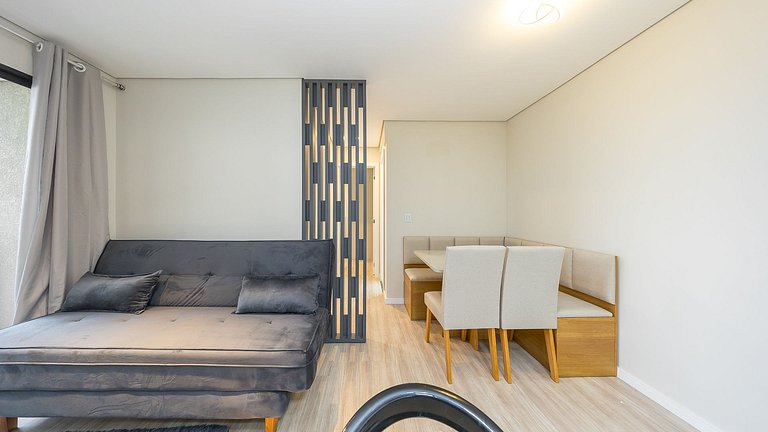 Apartamento 2 Quartos Mobiliado Próximo ao Shopping Barigui