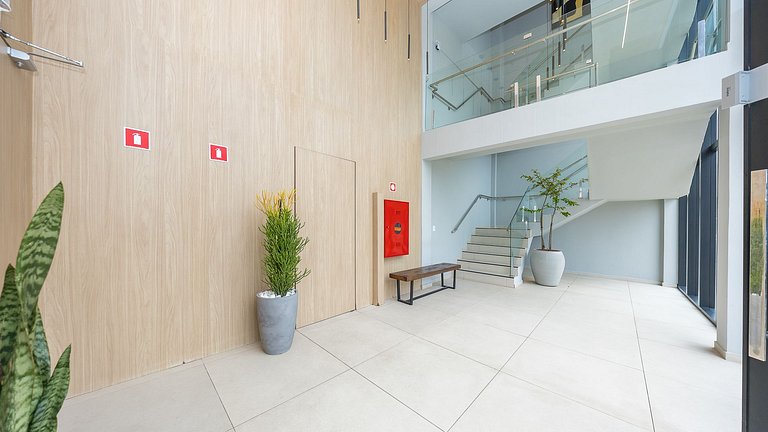 Apartamento 2 Quartos Mobiliado Próximo ao Shopping Barigui